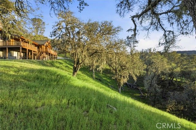 7190 Tres Vista Road, Paso Robles, CA 93446