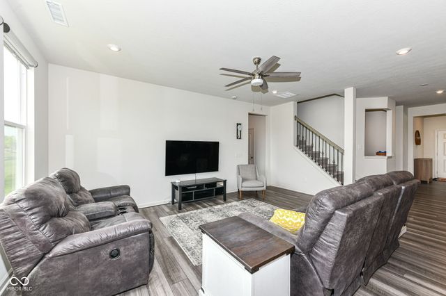 7101 Oak Trace Lane, Brownsburg, IN 46112