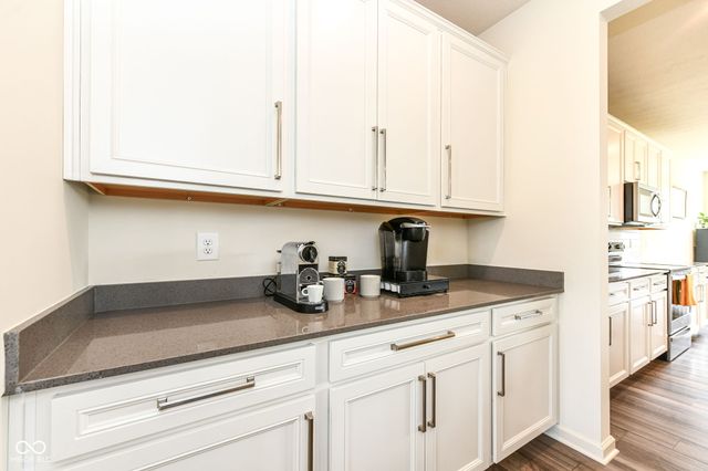 7101 Oak Trace Lane, Brownsburg, IN 46112