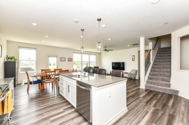 7101 Oak Trace Lane, Brownsburg, IN 46112