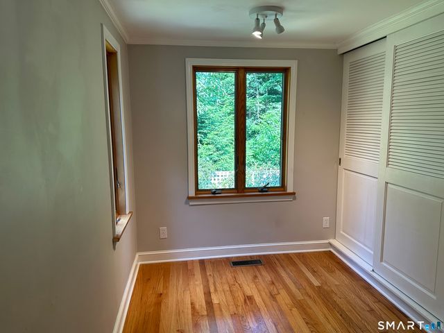 210 Oregon Road, Cheshire, CT 06410