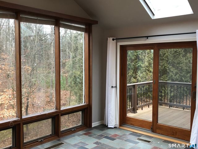 210 Oregon Road, Cheshire, CT 06410