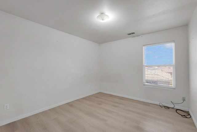 1412 Red Ribbons Ln, Manteca, CA 95337