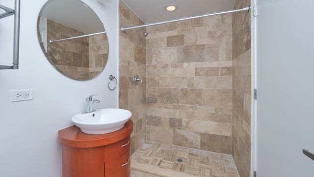 2545 S Dearborn Street 309, Chicago, IL 60616