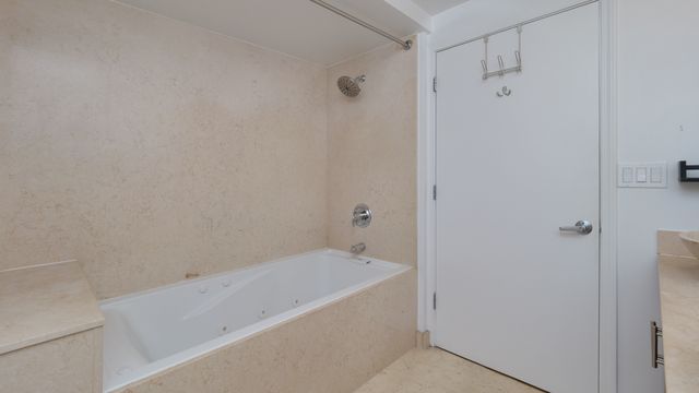 2545 S Dearborn Street 309, Chicago, IL 60616