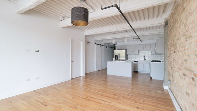 2545 S Dearborn Street 309, Chicago, IL 60616