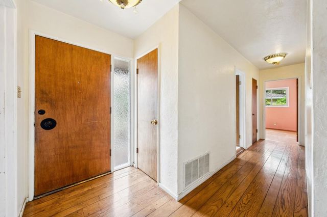 1637 Lake Chabot Terrace, San Leandro, CA 94577