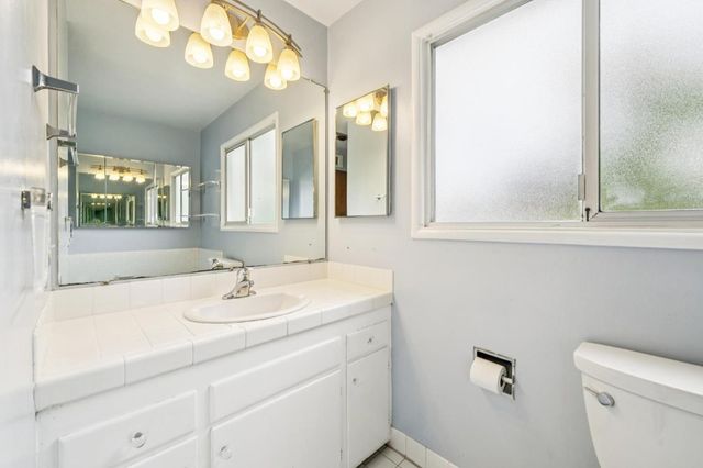 1637 Lake Chabot Terrace, San Leandro, CA 94577