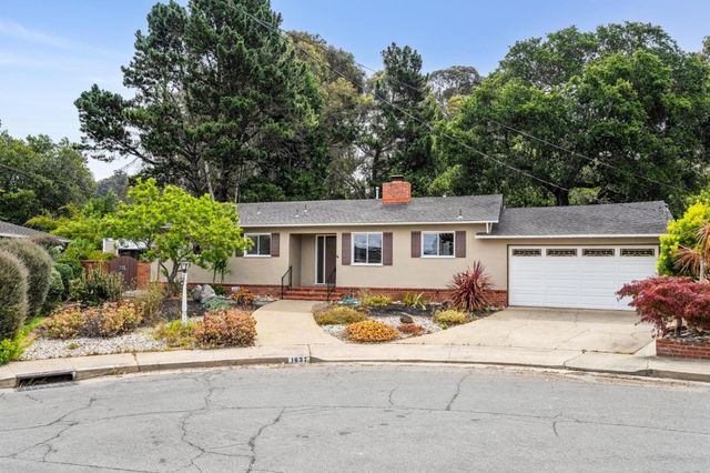 1637 Lake Chabot Terrace, San Leandro, CA 94577