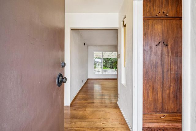 1637 Lake Chabot Terrace, San Leandro, CA 94577