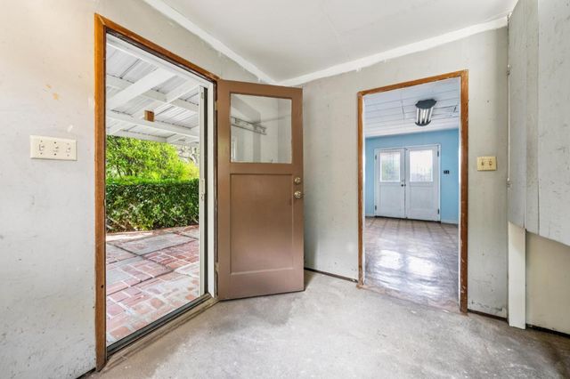 1637 Lake Chabot Terrace, San Leandro, CA 94577