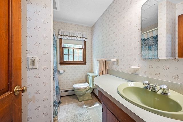 125 Rice Ave, Northborough, MA 01532