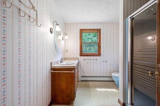 125 Rice Ave, Northborough, MA 01532