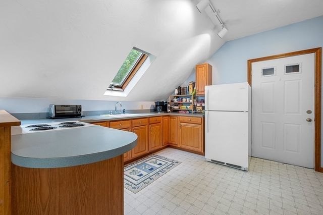 125 Rice Ave, Northborough, MA 01532