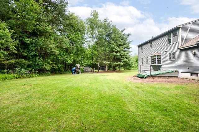 125 Rice Ave, Northborough, MA 01532