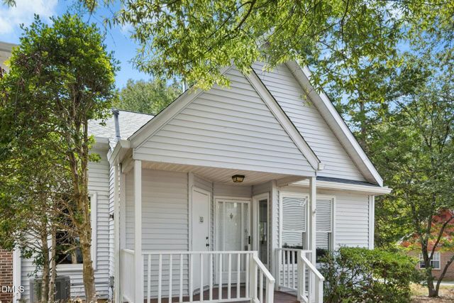 128 St Andrews Lane, Chapel Hill, NC 27517