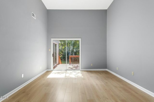 128 St Andrews Lane, Chapel Hill, NC 27517