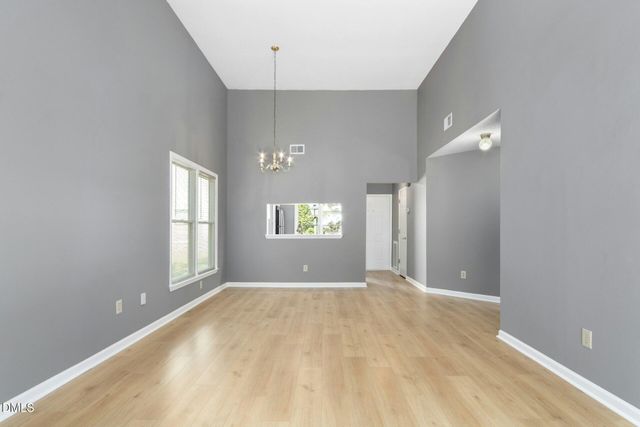 128 St Andrews Lane, Chapel Hill, NC 27517