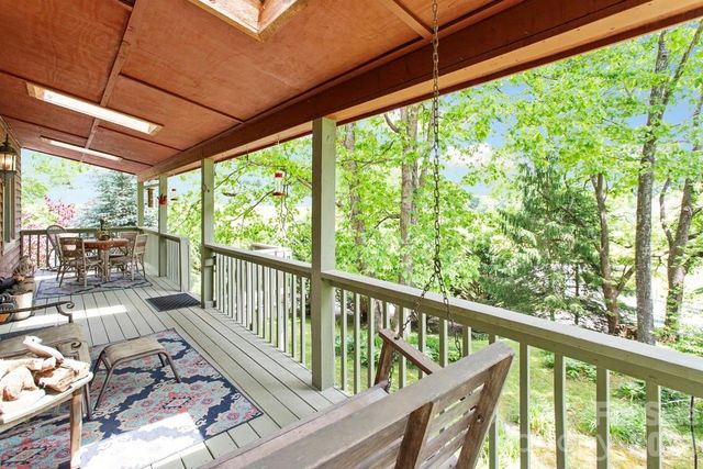 31 Valley Cove Place, Waynesville, NC 28785