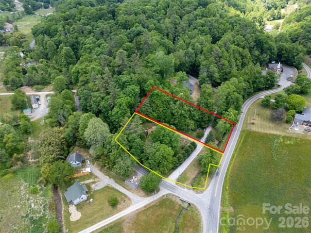 31 Valley Cove Place, Waynesville, NC 28785