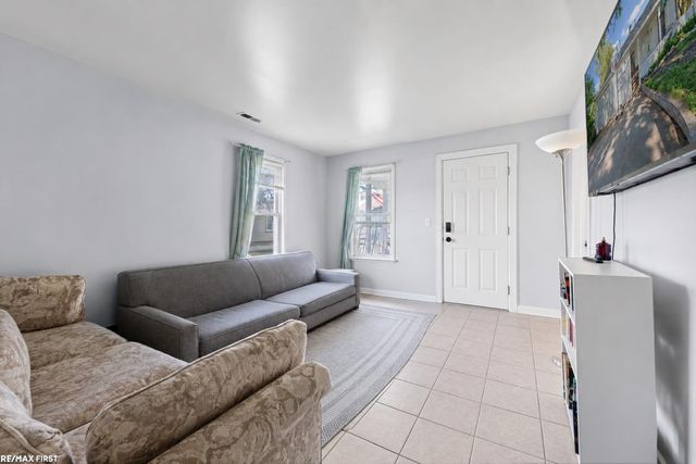 26769 Barrington Street, Madison Heights, MI 48071