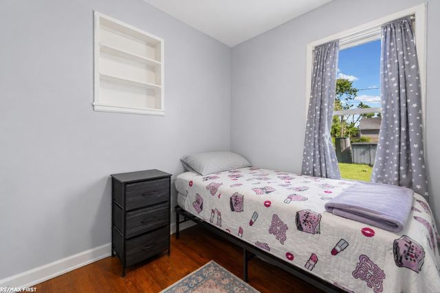 26769 Barrington Street, Madison Heights, MI 48071