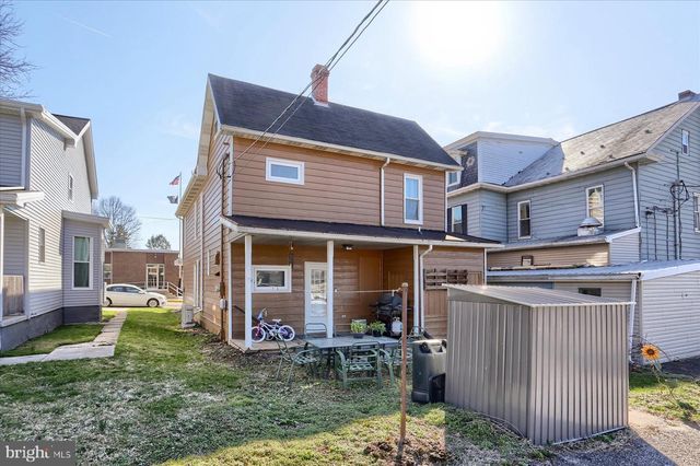 206 ARMSTRONG ST, Halifax, PA 17032