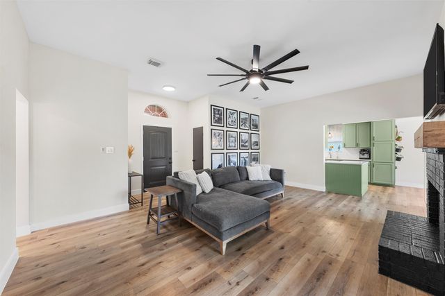 100 Deer Creek, Waco, TX 76705