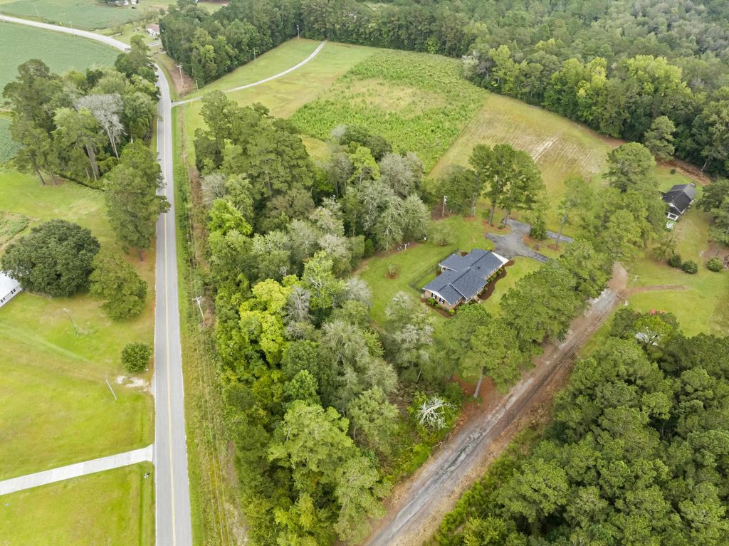 5315 U A Johnson Ln, Galivants Ferry, SC 29544 — photo 4