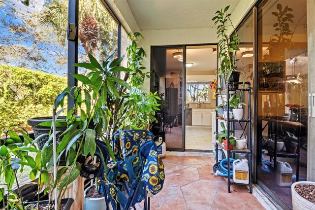 7525 NW 61st Terrace 1802, Parkland, FL 33067