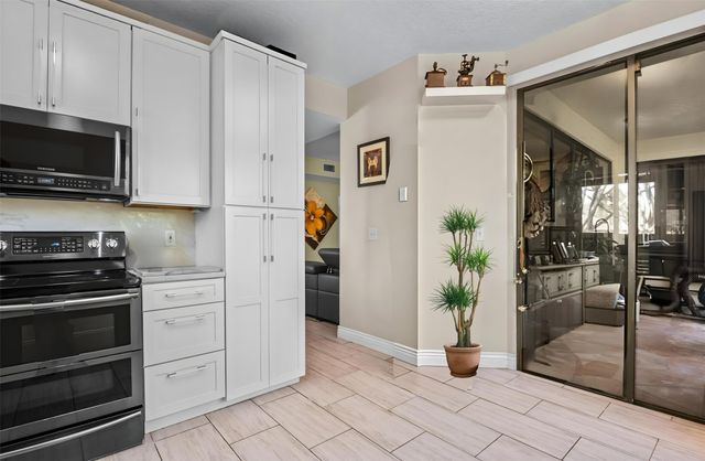 7525 NW 61st Terrace 1802, Parkland, FL 33067