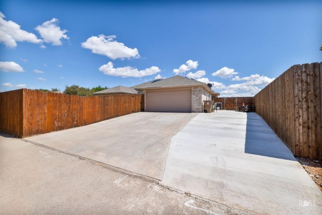 4901 Red Oak Lane, San Angelo, TX 76904