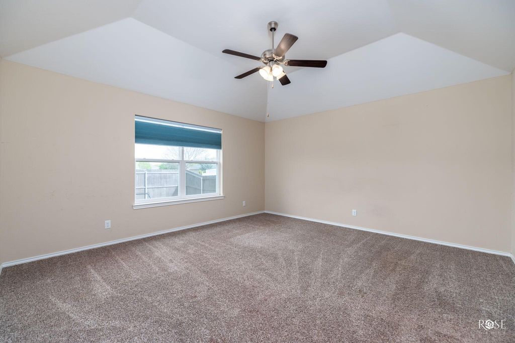 Image 21 of property listing at 4901 Red Oak Lane, San Angelo, TX 76904