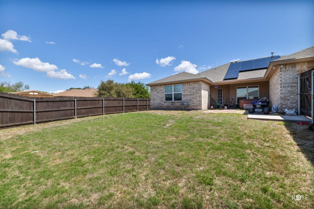 Image 27 of property listing at 4901 Red Oak Lane, San Angelo, TX 76904
