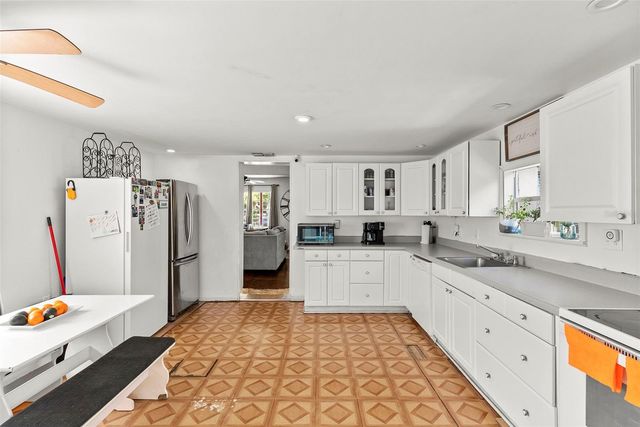 3334 AVENUE J NW, Winter Haven, FL 33881