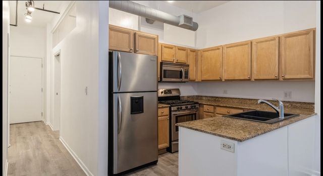 400 W Ontario Street 507, Chicago, IL 60654
