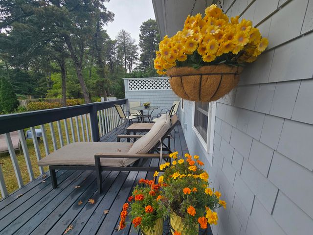 292 Route 28 7, West Harwich, MA 02671