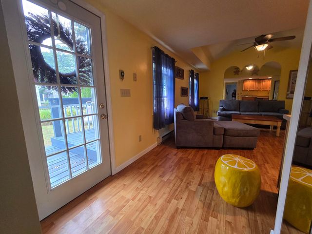 292 Route 28 7, West Harwich, MA 02671