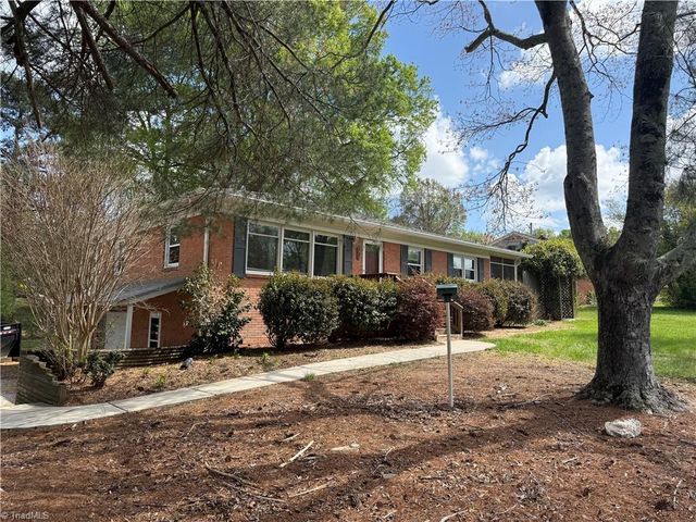 3412 Pine Valley Road, High Point, NC 27265