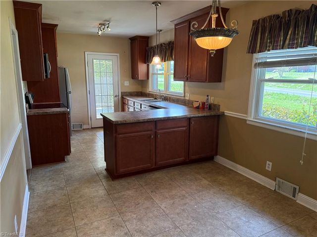 3412 Pine Valley Road, High Point, NC 27265