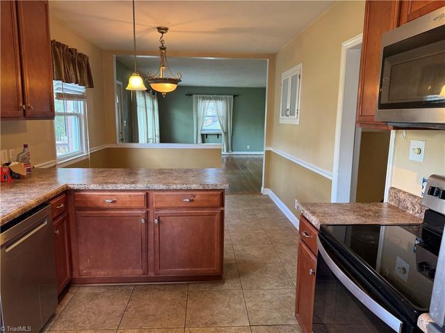 3412 Pine Valley Road, High Point, NC 27265