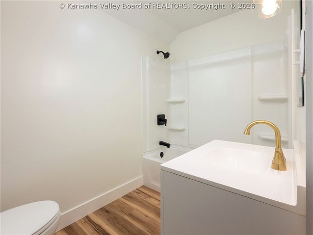 3714 Washington Avenue Se, Charleston, WV 25304