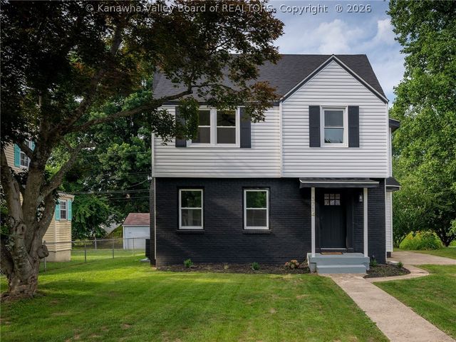 3714 Washington Avenue Se, Charleston, WV 25304