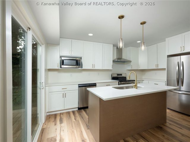 3714 Washington Avenue Se, Charleston, WV 25304