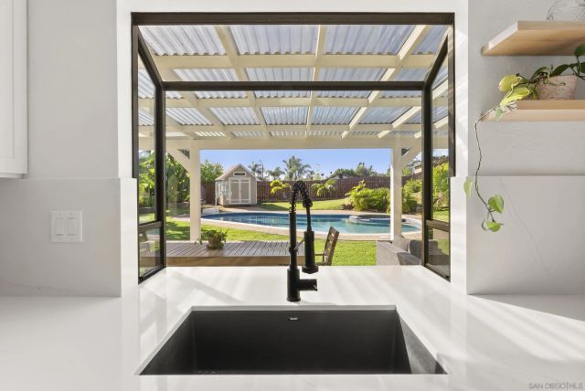 2724 Chestnut, Carlsbad, CA 92010
