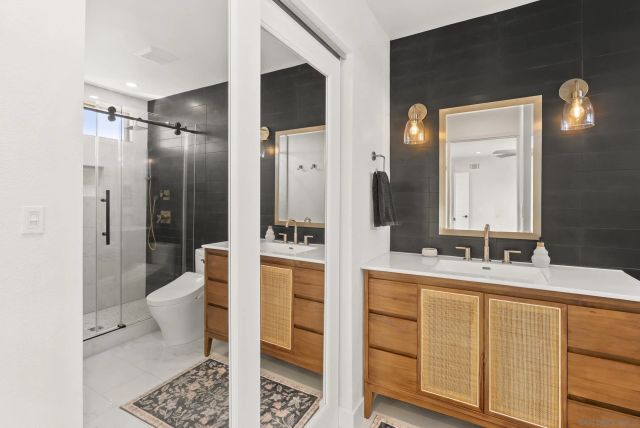 2724 Chestnut, Carlsbad, CA 92010