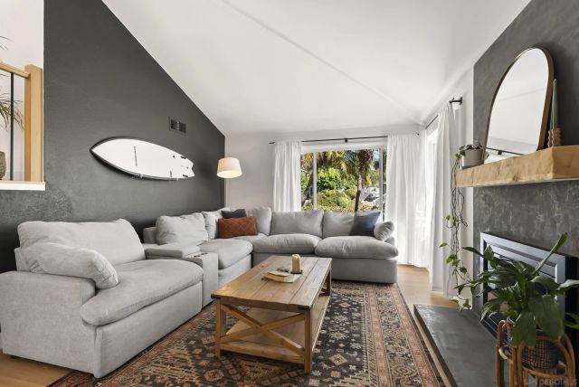 2724 Chestnut, Carlsbad, CA 92010