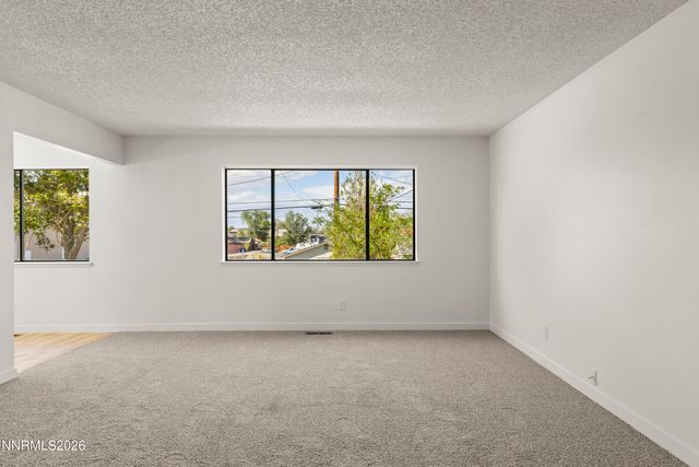 70 E Front Street, Fallon, NV 89406