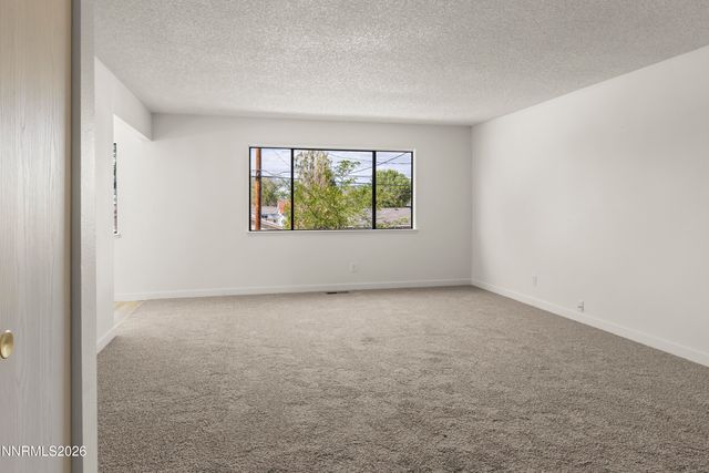 70 E Front Street, Fallon, NV 89406