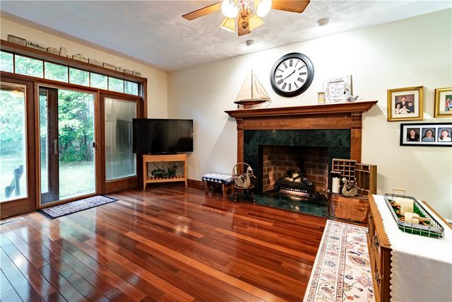 102 Patriot Lane, Franklin Twp, PA 16001